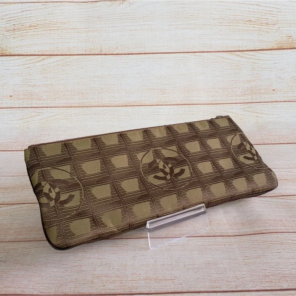 CHANEL Vintage Trousse & Diver Travel Line Nylon Jacquard Cosmetic Pouch